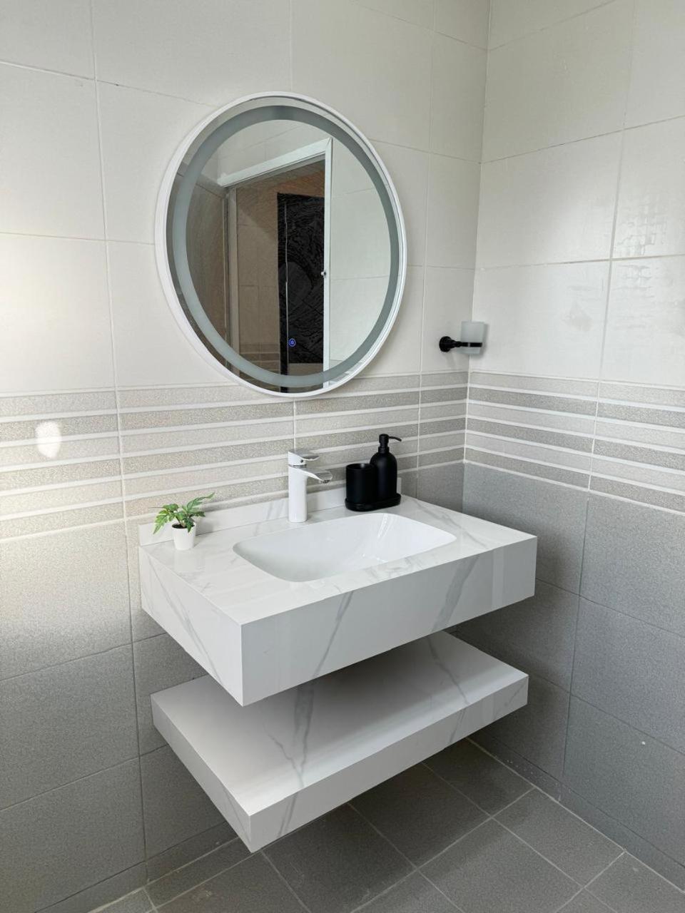 شرفة الجبل الأخضر Villa *