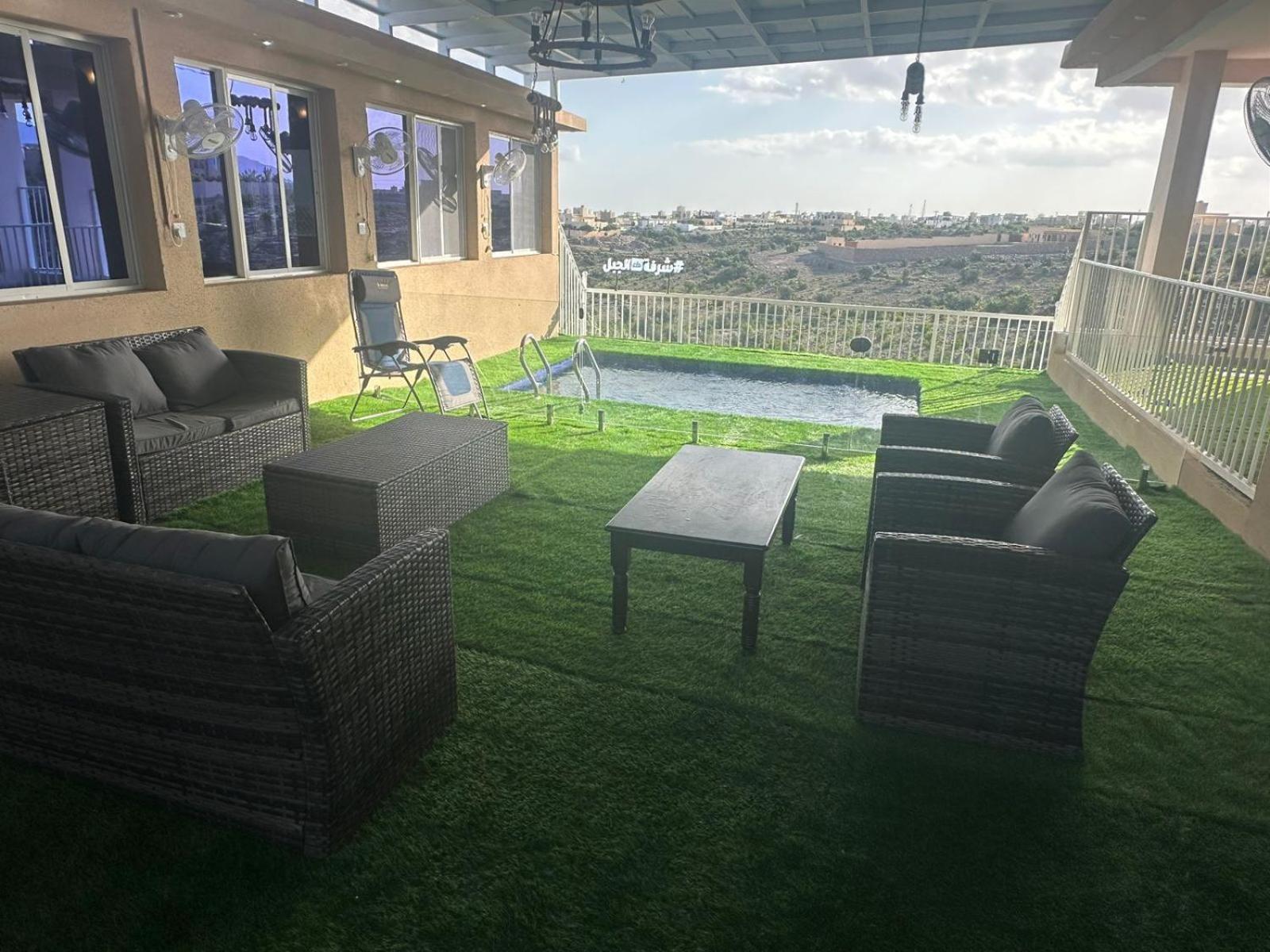 شرفة الجبل الأخضر Villa *